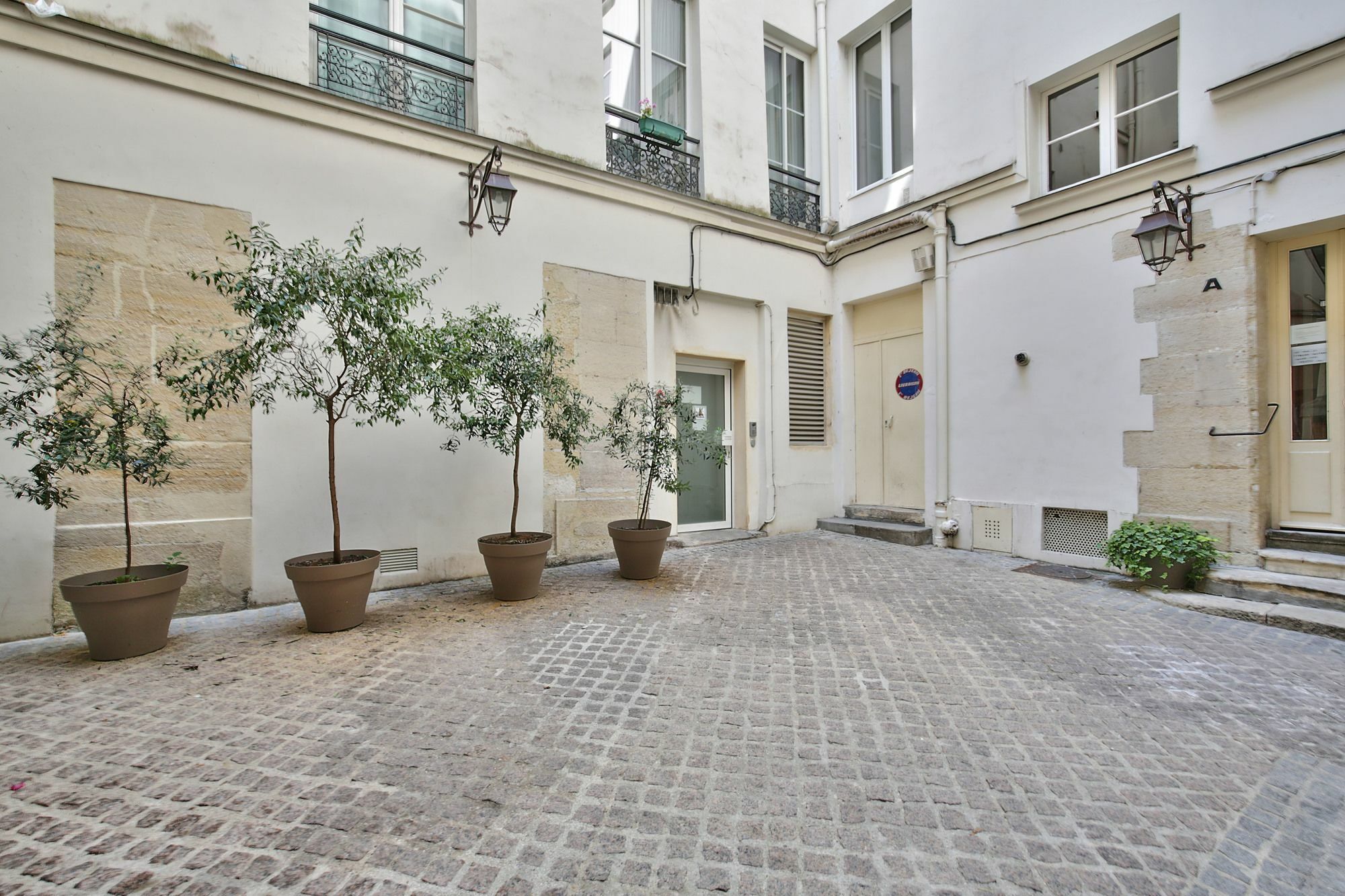 69 - Authentic Parisian Home المظهر الخارجي الصورة